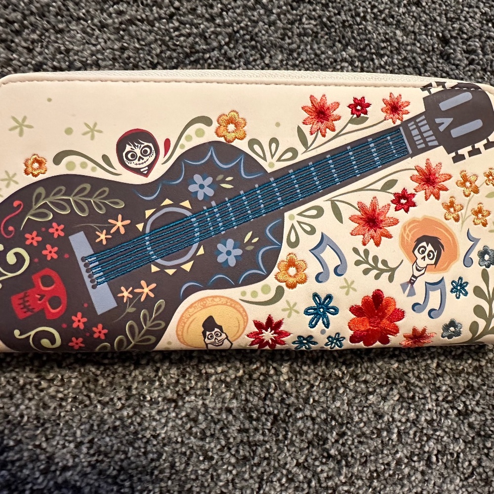 Coco remember me guitar floral wallet